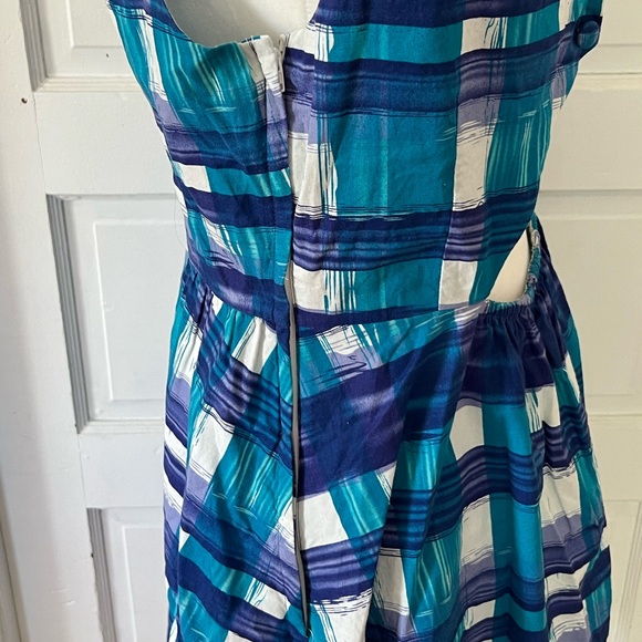 Modcloth | Blue Plaid Dress With Cutout - Picture 5 of 9